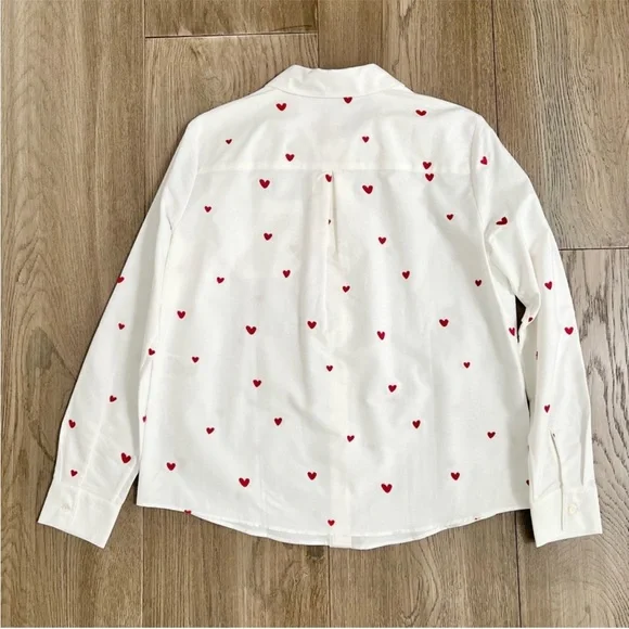 NWT Sezane Tomboy White Button Down Shirt Embroidered Red Hearts US Size 8 - Picture 3 of 7